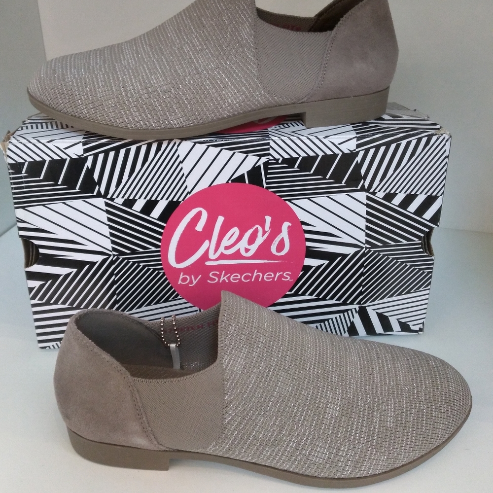 SKECHERS slip on NWT